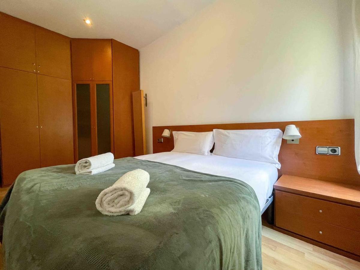 Apartment Hostourist@bcn Monumental