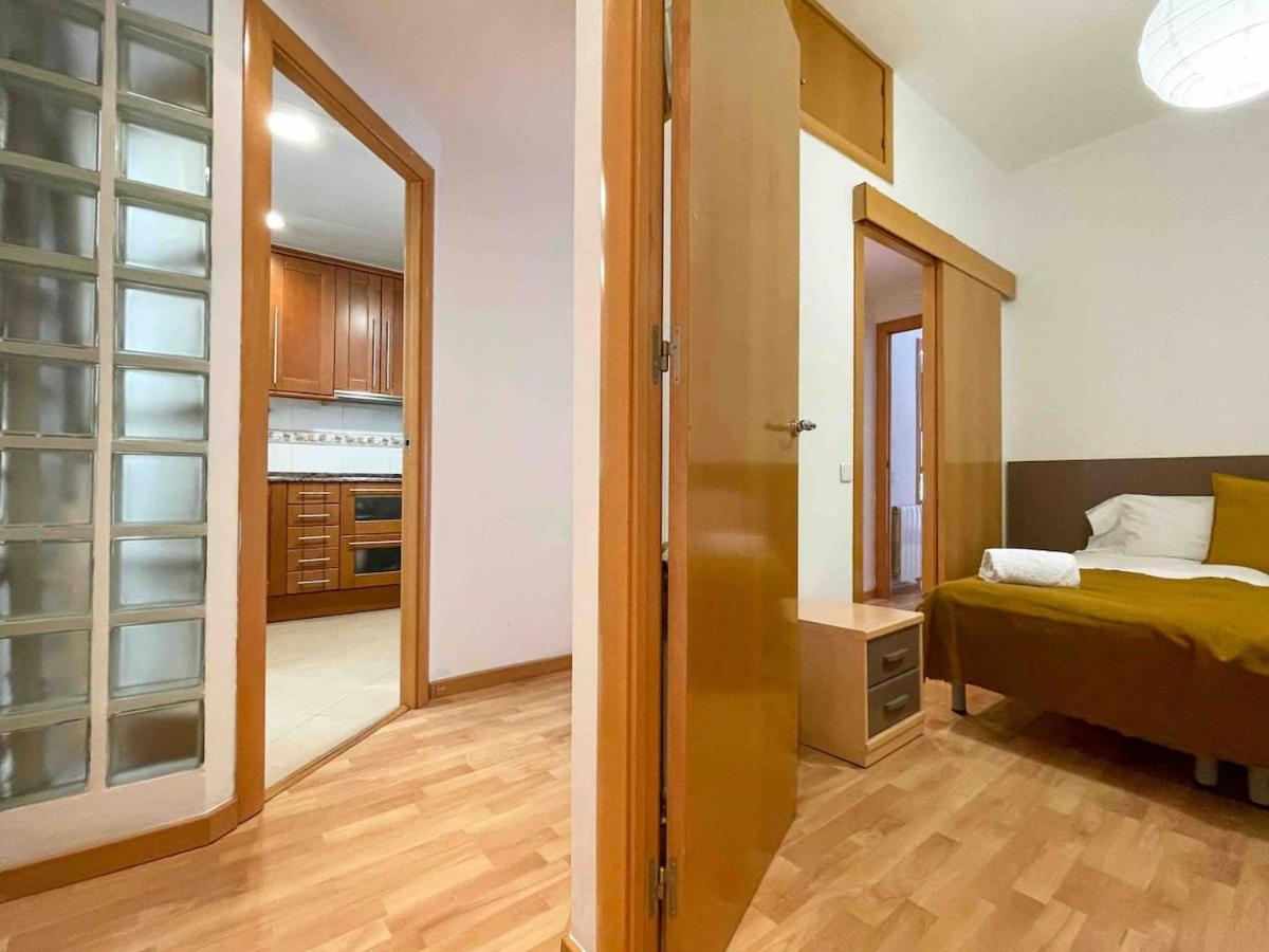 Apartment Hostourist@bcn Monumental *